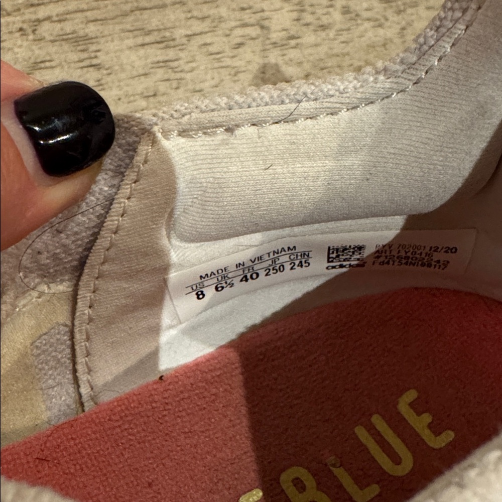 Adidas Ultra Boost - Picture 7 of 7